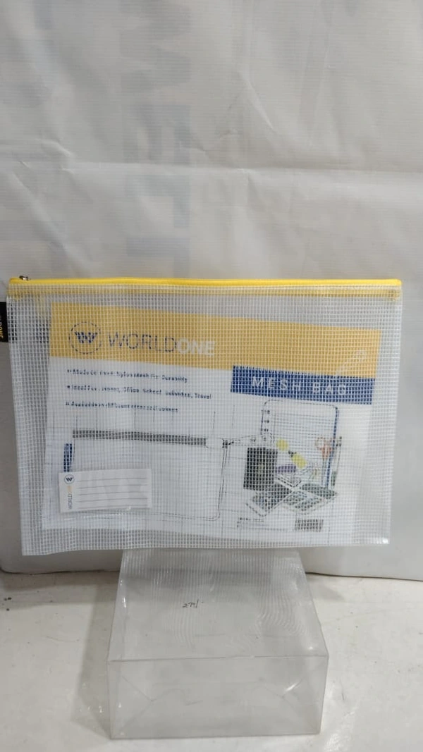 PLASTIC ZIPPER POUCH 3
