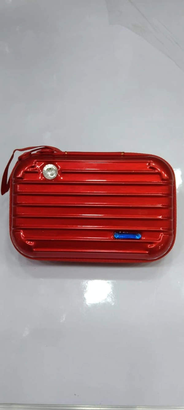 PROTECTIVE CASE 2