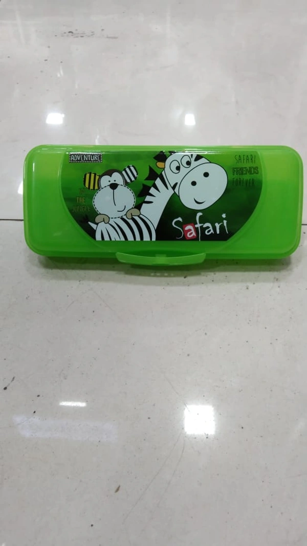 SAFARI PLASTIC PENCIL BOX 1