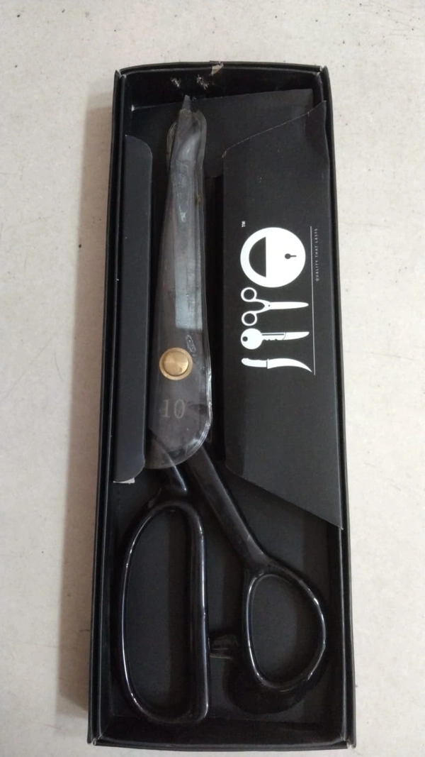 SCISSORS 28