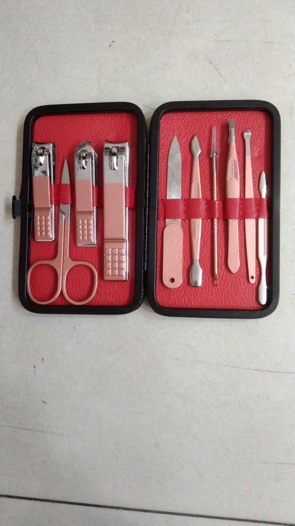 SCISSORS 29
