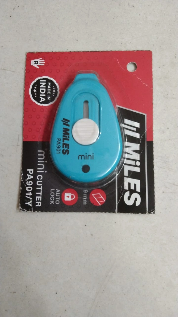 SCISSORS 39