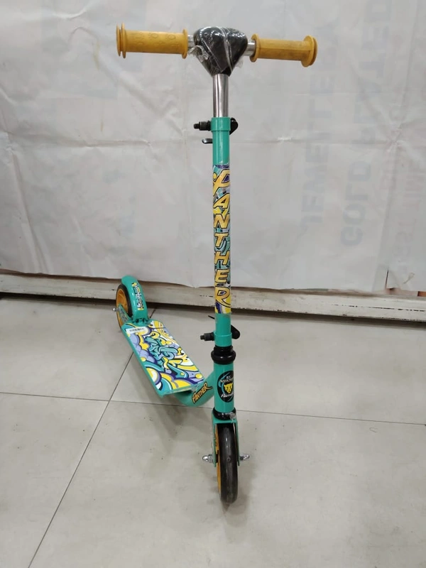 SCOOTY 4