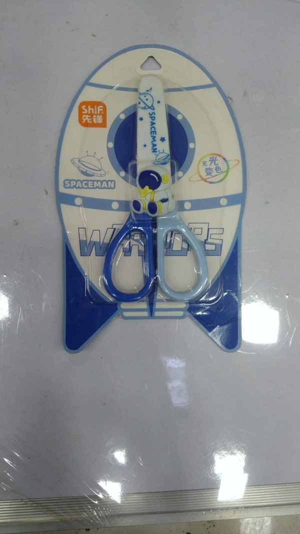 SPACEMAN SCISSORS 1