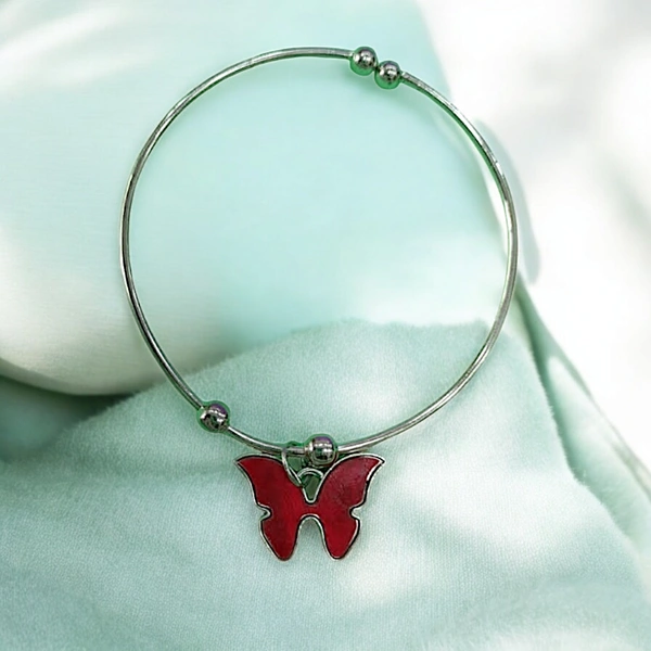 BRACELETS 4
