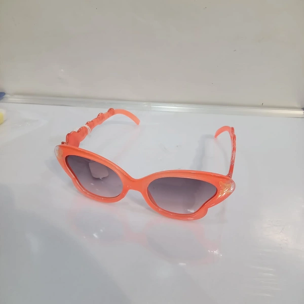 SUNGLASSES (82)
