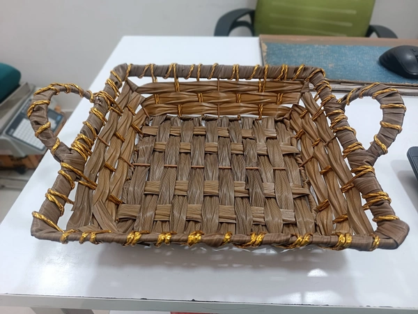 WICKER BASKET 1