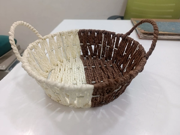 WICKER BASKET 4