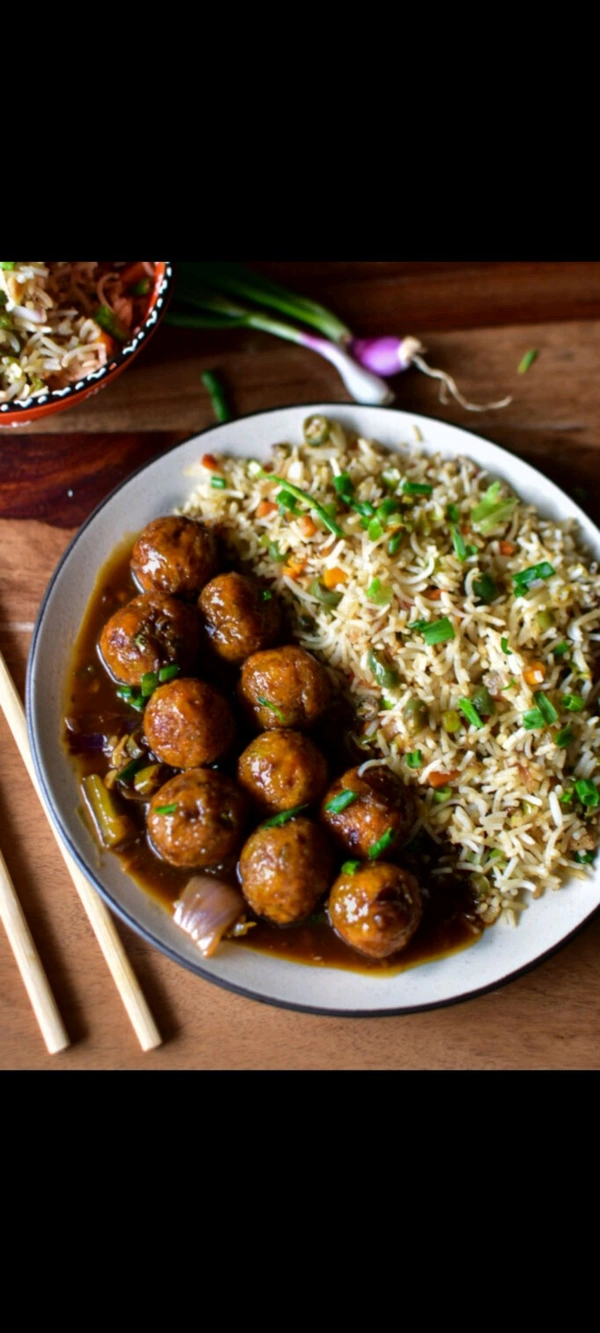 Veg Friedrice With Manchurian Greavy  +coldrink - 1plate