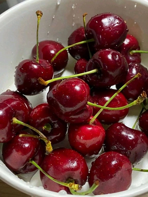 CHERRY (DARK RED / VERY BIG) - 250g