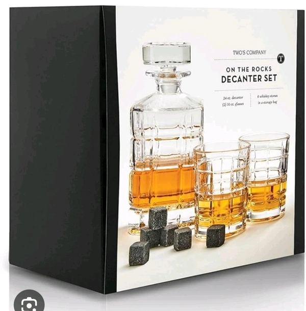 6 Whisky Glass & Bottle Set
