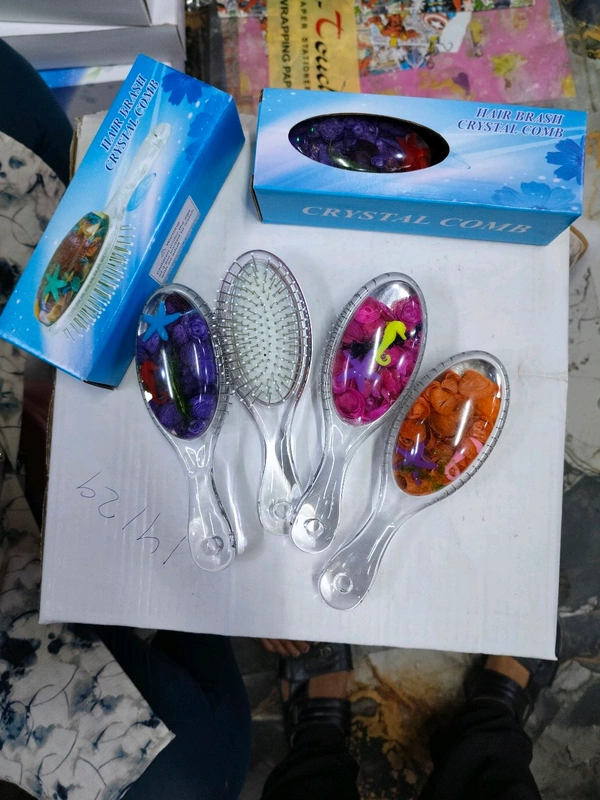 Crystel Comb 
