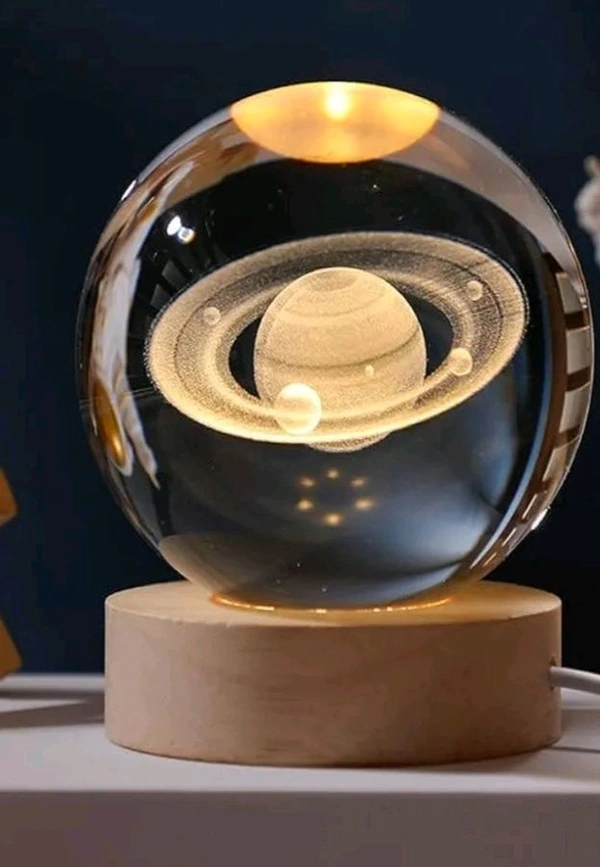 Medium Crystal Ball Lamp