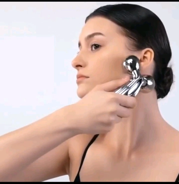3 D Face Massager 