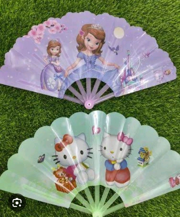 Plastic Kids  Fan