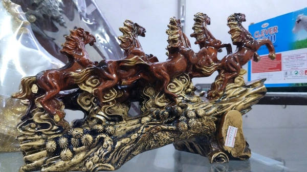 Brown 7 Horse 