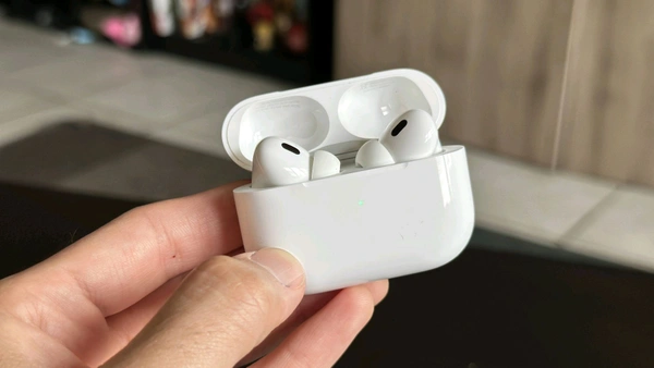 Apple Airpods Pro Clone [Full Copy Of Airpods Pro With Full Apple Support] - White