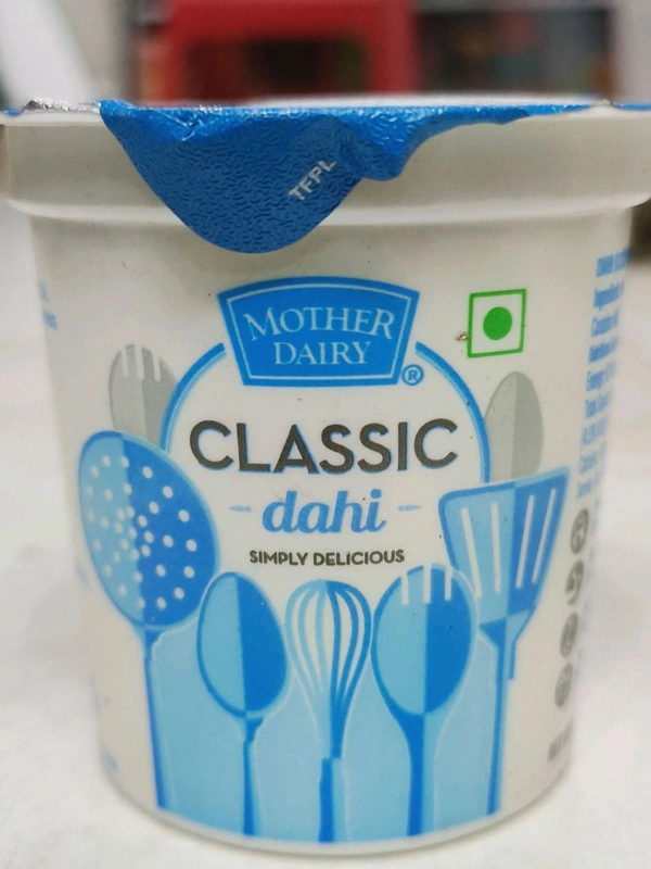 Mother Dairy Fresh Classic Dahi 200 gms
