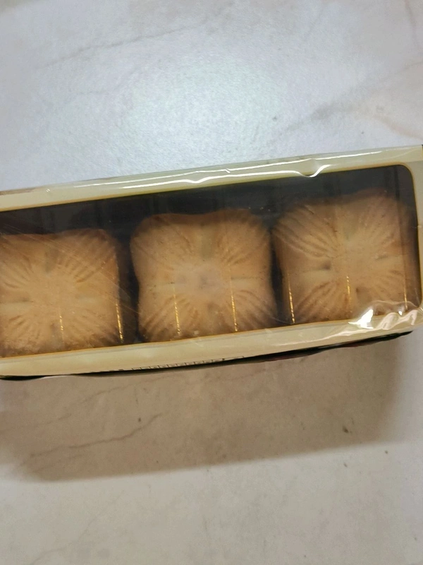 Nandu Flower Cookies – light, crispy treat with a delicious homemade touch 200gms 