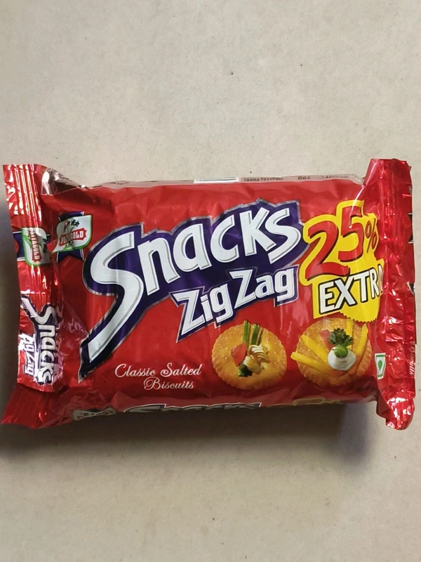 PriyaGold Snacks Zig Zag
