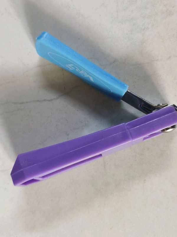 VR7 Nail Cutter Plastic