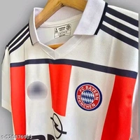 "Celebrate Bayern Munich's legacy with the Salihamidzic retro jersey. Crafted in premium quality, its iconic design pays homage to a true football legend. A must-have for passionate fans, available with COD & pan-India delivery!" - Black, L
