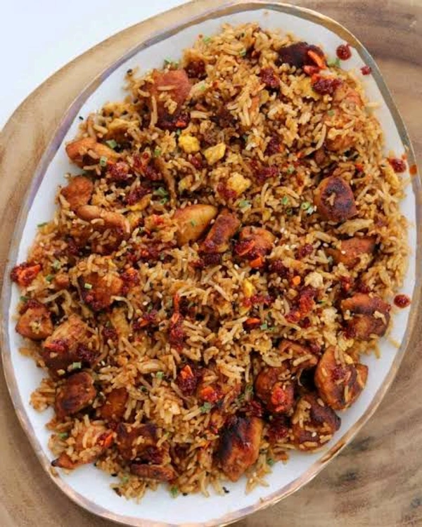 CHICKEN FRIED RICE🌶️ (HALF PLATE )
