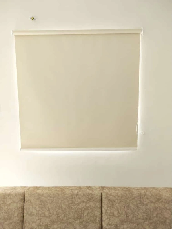 Roller Blinds In Ahmedabad India Window Curtains Shop - Plain Regular