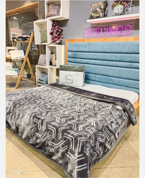 Blankets in Ahmedabad at wholesale Price  - Blankets