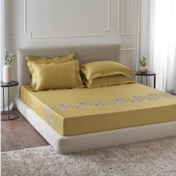 Premium Embroidery King Size Bedsheets