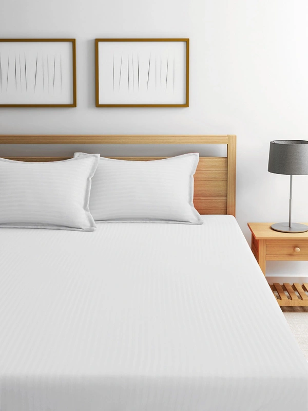 King Size Bedsheet White Stripes 100 % Cotton 210 Tc 108" X 108" - 2.74 M X 2.74 M