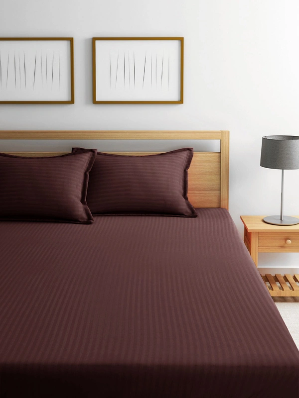 King Size Bedsheet Stripes 100 % Cotton 210 Tc 108" X 108" - 2.74 M X 2.74 M