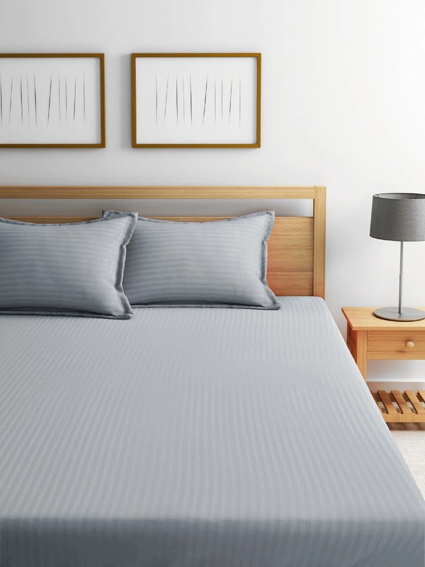 King Size Bedsheet Striped 100 % Cotton 210 Tc 108" X 108" - 2.74 M X 2.74 M
