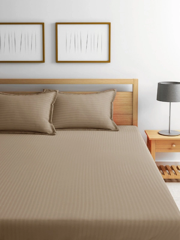 King Size Bedsheet Stripes 100 % Cotton 210 Tc 108" X 108" - 2.74 M X 2.74 M