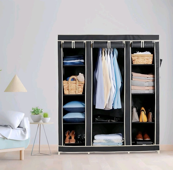 Gadget_ Zone  Foldable wardrobe - Dorado