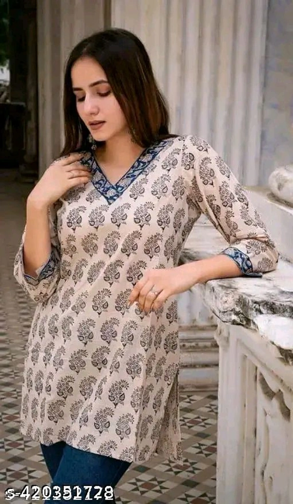 Trendy Tops & Tunics - Peach, S