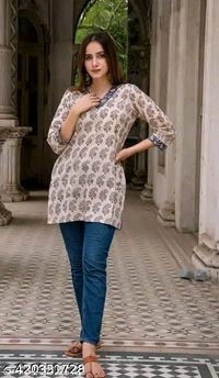 Trendy Tops & Tunics - Peach, S
