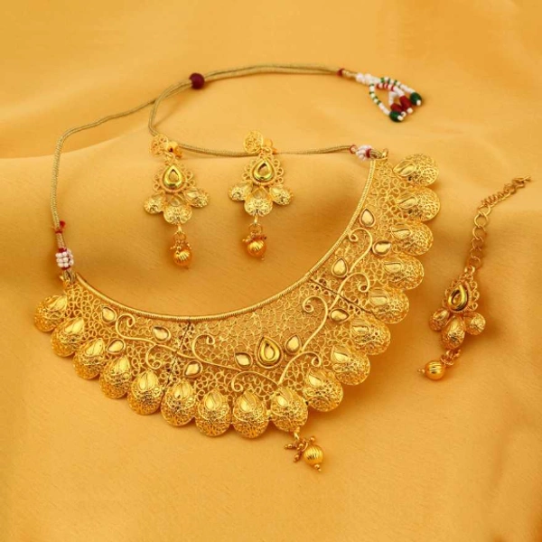 Alloy Gold-plated Jewel Set  (Gold) - FREE
