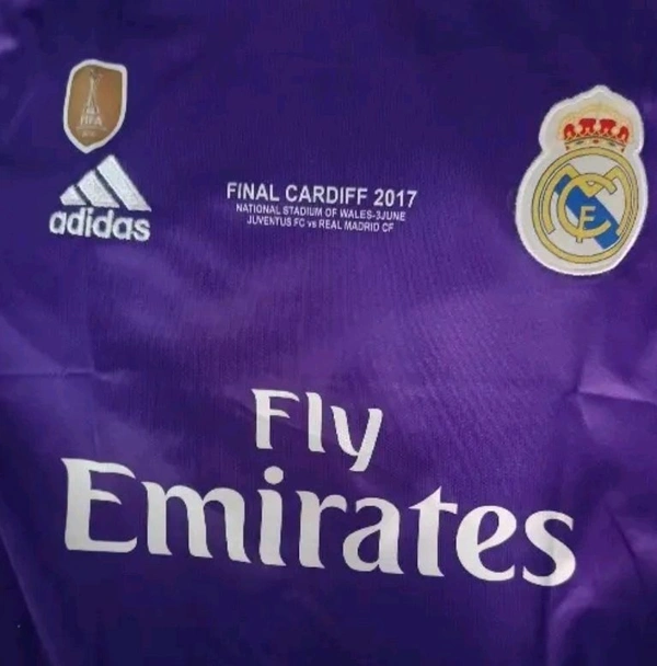 RONALDO 2017 REAL MADRID 3RD KIT  - Electric Violet, S