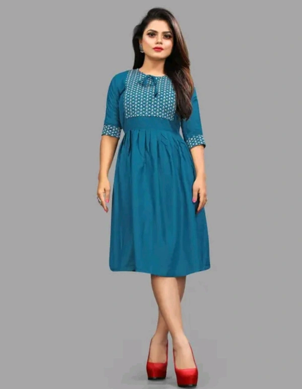 Womsn Frock Girl Cloth Cotton Froq western dress for women
Name: western dress for women
Fabric: Viscose Rayon
Sleeve Length: Three-Quarter Sleeves
Pattern: Embroidered
Net Quantity (N): 1
Sizes:
S, M, L, XL, XXL
A good quality dress for women. It will give them a classy and comfort look.This is designed as per the latest trends to keep you in sync with high fashion    - L