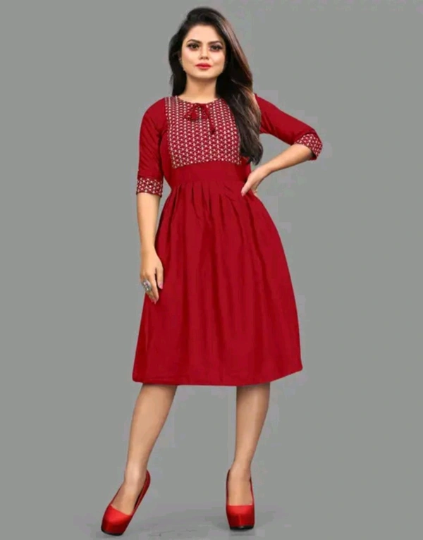 Womsn Frock Girl Cloth Cotton Froq western dress for women
Name: western dress for women
Fabric: Viscose Rayon
Sleeve Length: Three-Quarter Sleeves
Pattern: Embroidered
Net Quantity (N): 1
Sizes:
S, M, L, XL, XXL
A good quality dress for women. It will give them a classy and comfort look.This is designed as per the latest trends to keep you in sync with high fashion    - S