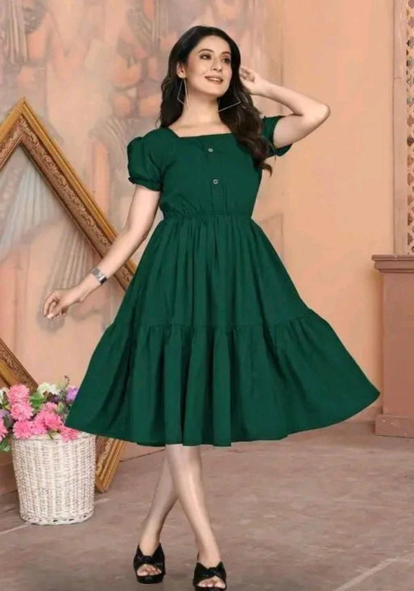 Woman Best Frock Cotton Frock For WomanWomsn Frock Girl Cloth Cotton Froq western dress for women
Name: western dress for women
Fabric: Viscose Rayon
Sleeve Length: Three-Quarter Sleeves
Pattern: Embroidered
Net Quantity (N): 1
Sizes:
S, M, L, XL, XXL
A good quality dress for women. It will give them a  - Xl