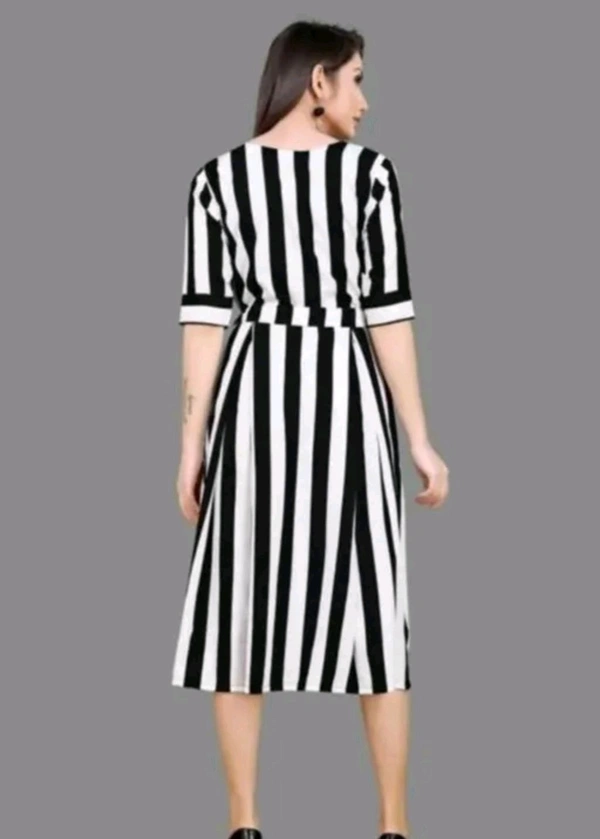 Black And White Lining Cotton Frock Stylish Womsn Frock Girl Cloth Cotton Froq western dress for women
Name: western dress for women
Fabric: Viscose Rayon
Sleeve Length: Three-Quarter Sleeves
Pattern: Embroidered
Net Quantity (N): 1
Sizes:
S, M, L, XL, XXL
A good quality dress for women. It will give them a  - L