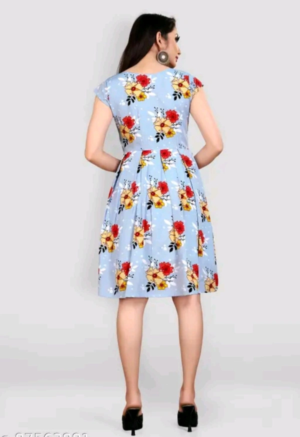 4 Pack Woman Dress Cotton Woman Dress Frock Women frock 2
Name: Women frock 2
Fabric: Rayon
Sleeve Length: Short Sleeves
Pattern: Printed
Net Quantity (N): 1
Sizes:
 - M