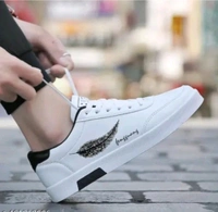 PREMIUM  STYLISH SNEAKER SHOES FOR MEN
Name: PREMIUM  STYLISH SNEAKER SHOES FOR MEN
Material: Synthetic
Sole Material: Pvc
Fastening & Back Detail: Lace-Up
Sizes:
IND-6, IND-7, IND-8, IND-9, IND-10
Country of Origin: India - 9