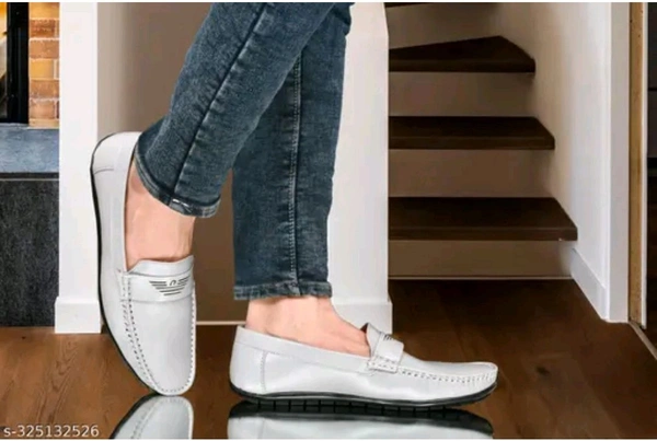 NEW TRANDY GRAY LOAFER 
Name: NEW TRANDY GRAY LOAFER 
Material: Synthetic
Sole Material: Pvc
Fastening: Slip On
Toe Shape: Round Toe
Net Quantity (N): 1
Sizes:  IND-6  IND-7 IND-8  IND-9IND-10  - 9