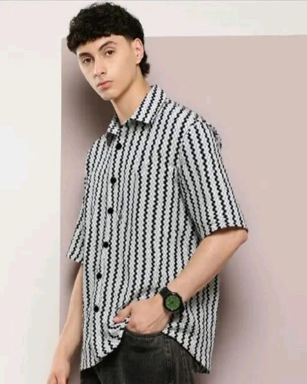 Half Shirt For Man Men Pretty Latest Men Shirts
Name: Pretty Latest Men Shirts
Fabric: Polycotton
Sleeve Length: Long Sleeves
Pattern: Striped
Net Quantity (N): 1
Sizes:
S - Xl