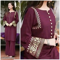Maroon Kurti For Woman Girl Kurta Set Women Kurta with Trousers
Name: Women Kurta with Trousers
Kurta Fabric: Viscose Rayon
Bottomwear Fabric: Rayon
Sleeve Length: Three-Quarter Sleeves
Set Type: Kurta With Bottomwear
Bottom Type: Palazzos
Pattern: Solid
Net Quantity (N): Single
 - S