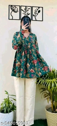 Woman Frock  Girl Beautiful Trendy V-neck Top/ Women rayon printed top/women cotton printed top/cotton top festival top
Name: Beautiful Trendy V-neck Top/ Women rayon printed top/women cotton printed top/cotton top Instagram Woman Cloths - L