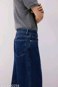 Z03
Name: Z03
Fabric: Cotton
Pattern: Dyed/Washed
Net Quantity (N): 1
Elevate Your Casual Manner with our Blue Baggy Fit Rigid Jeans. These jeans offer a relaxed fit around the waist and a loose fit down the legs, ensuring comfortable and unrestricted movement for all-day wear. Discover a perfect blend of manner and ease with these contemporary baggy fit jeans.
 - 34